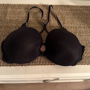 Warners front clasp racer back black bra - 38C